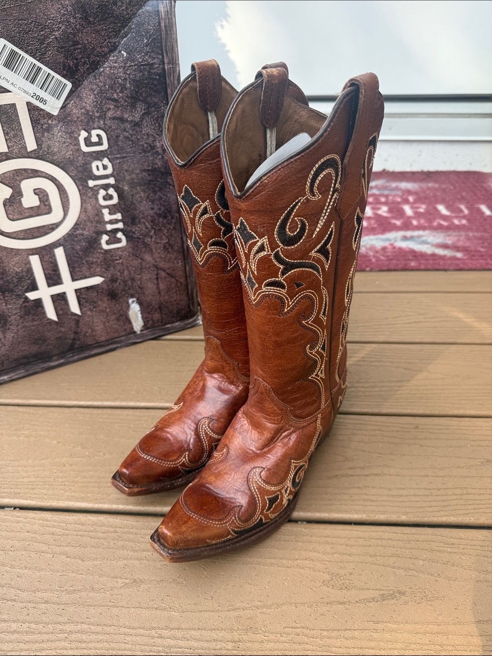 CORRAL Women's Western Boot Embroidery in Cowhide Leather 7.5 New